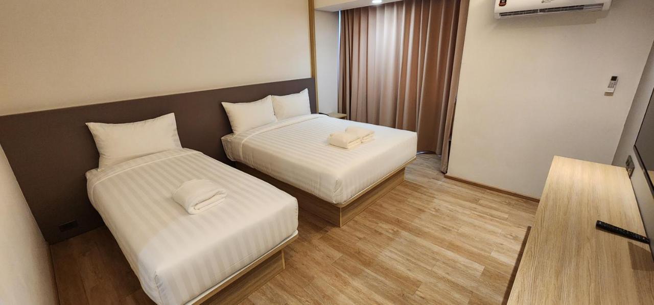 Prom Hotel バンコク都 エクステリア 写真