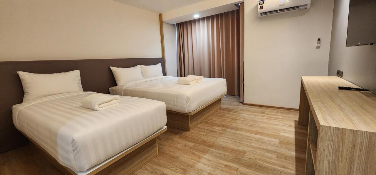 Prom Hotel バンコク都 エクステリア 写真