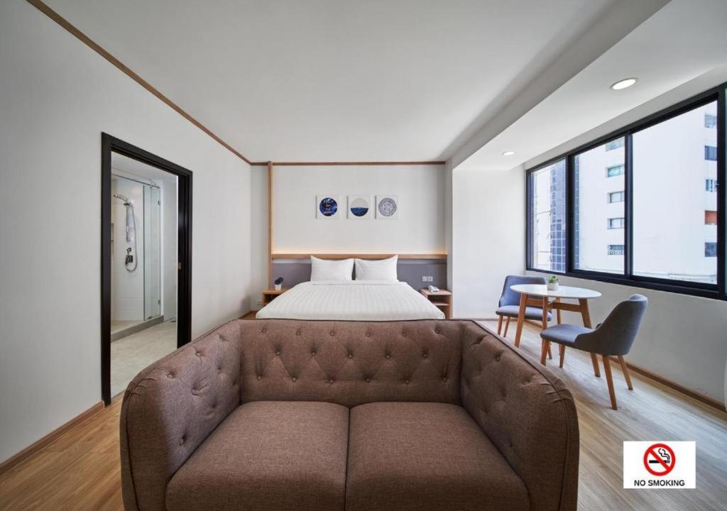 Prom Hotel バンコク都 エクステリア 写真