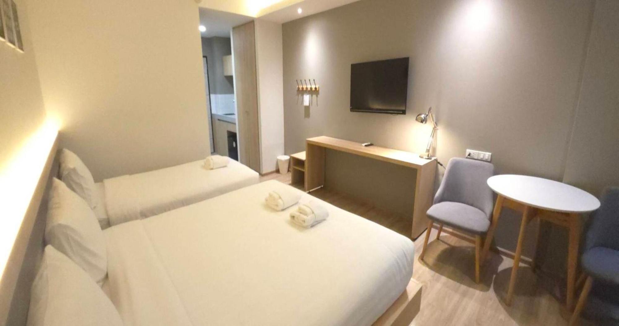 Prom Hotel バンコク都 エクステリア 写真